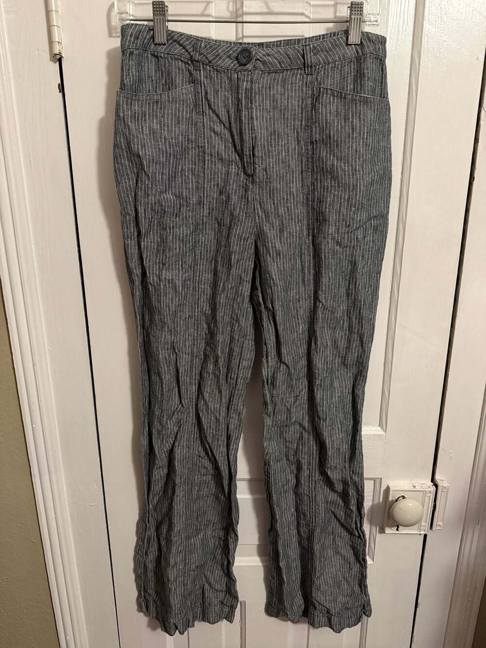 Sundance Women's Size 6 Gray and White Pinstripe 100% Linen Pants